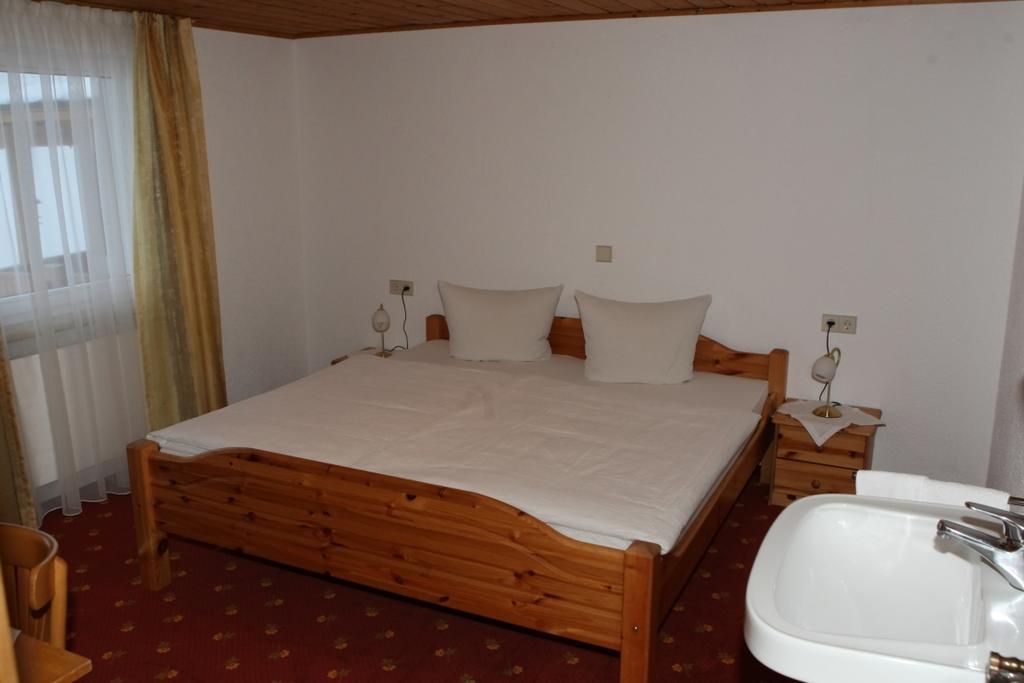 Haus Resi Appartement Fontanella Buitenkant foto