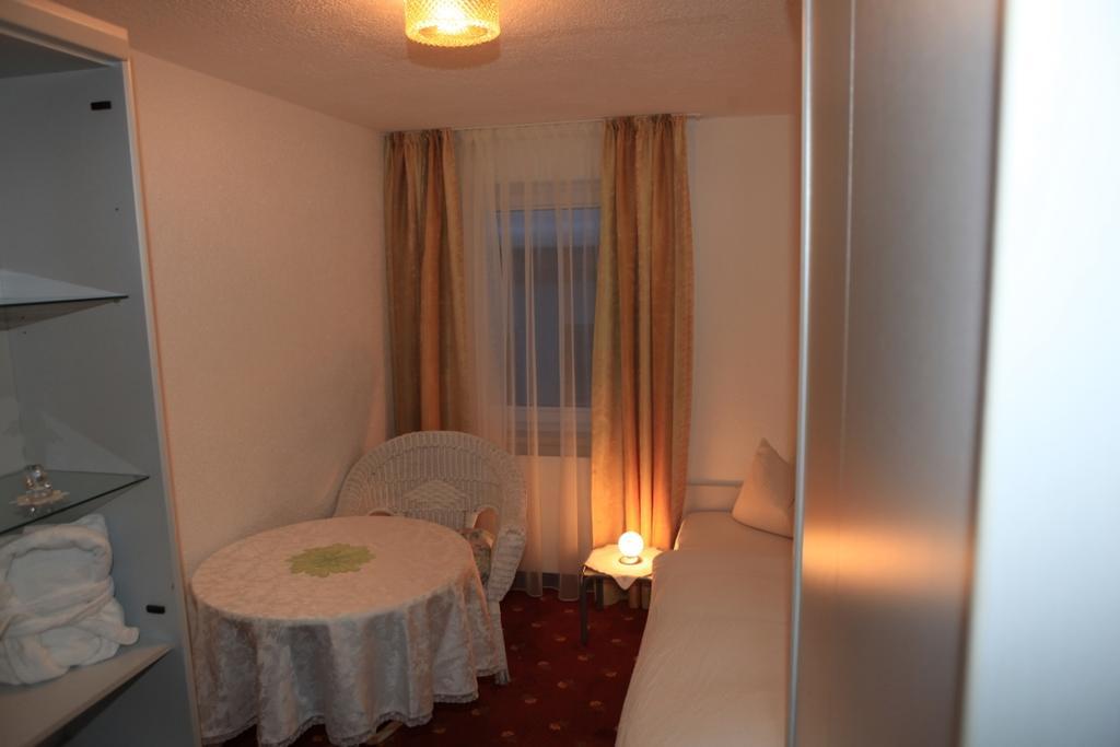 Haus Resi Appartement Fontanella Buitenkant foto